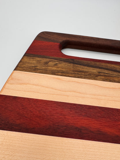 The "Thick puppy" 14inch Cutting Board