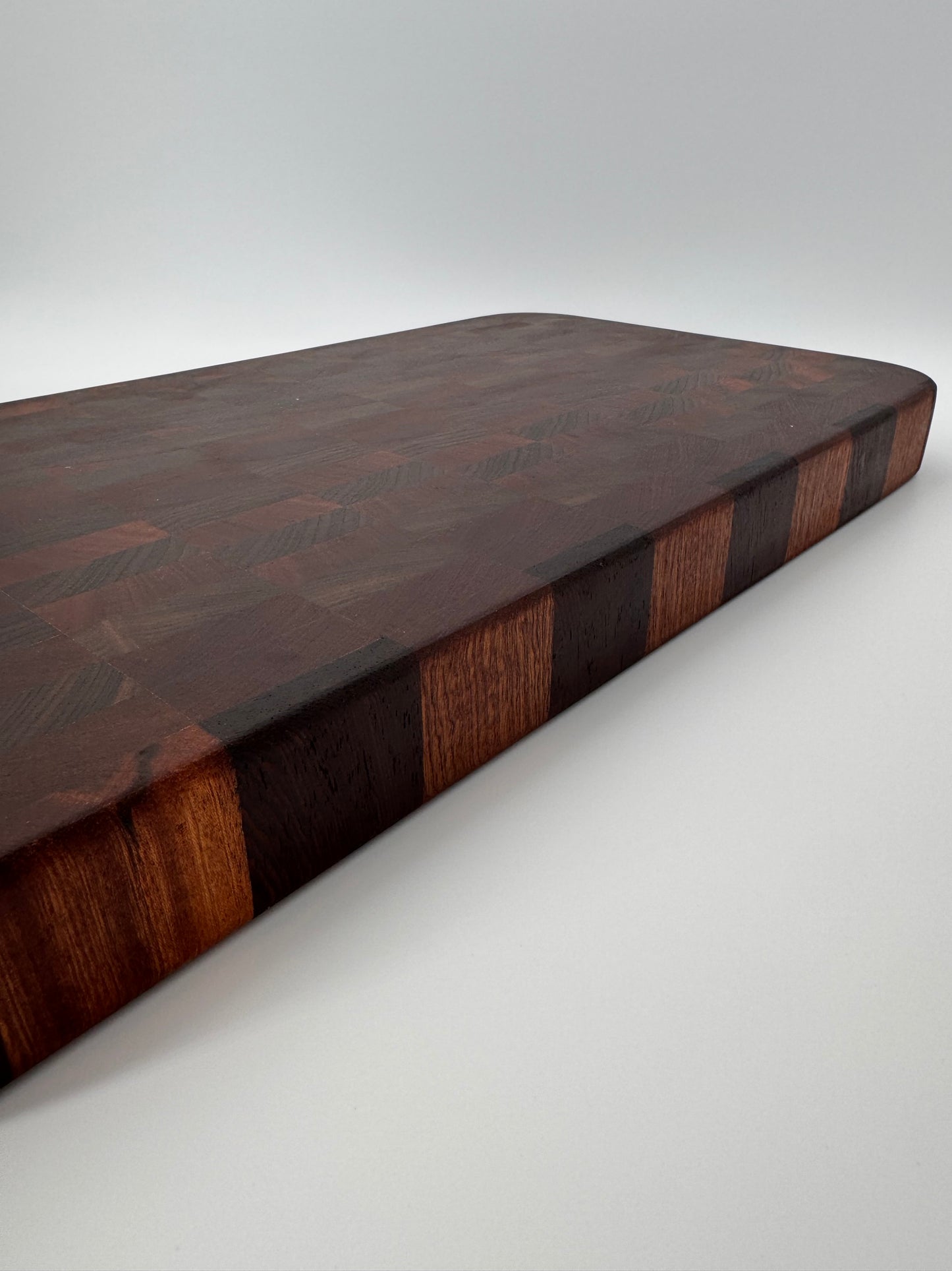The “GET TO DA CHOPPA!" End-grain Board with walnut stand, aluminum feet & Juice groove 21”x2”