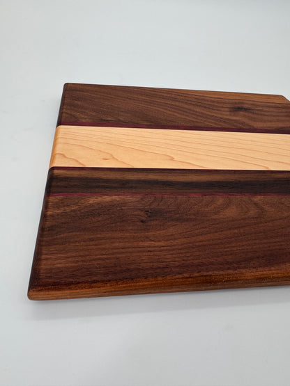 The "Dark Grip" 11inch Cutting Board