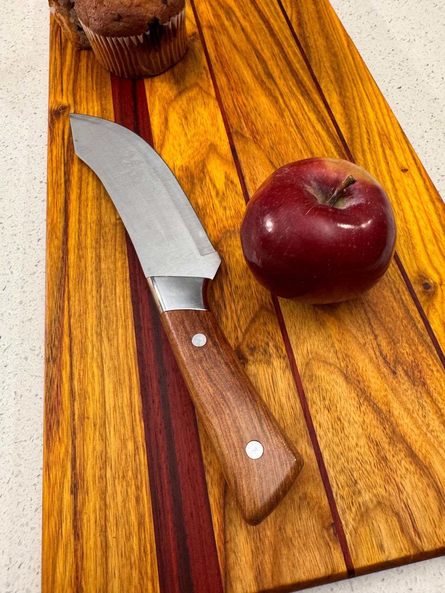 The "Classic old School Handle Grip" Cutting Board