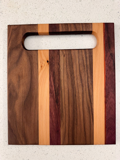 The "Classic Simple" Cutting Board