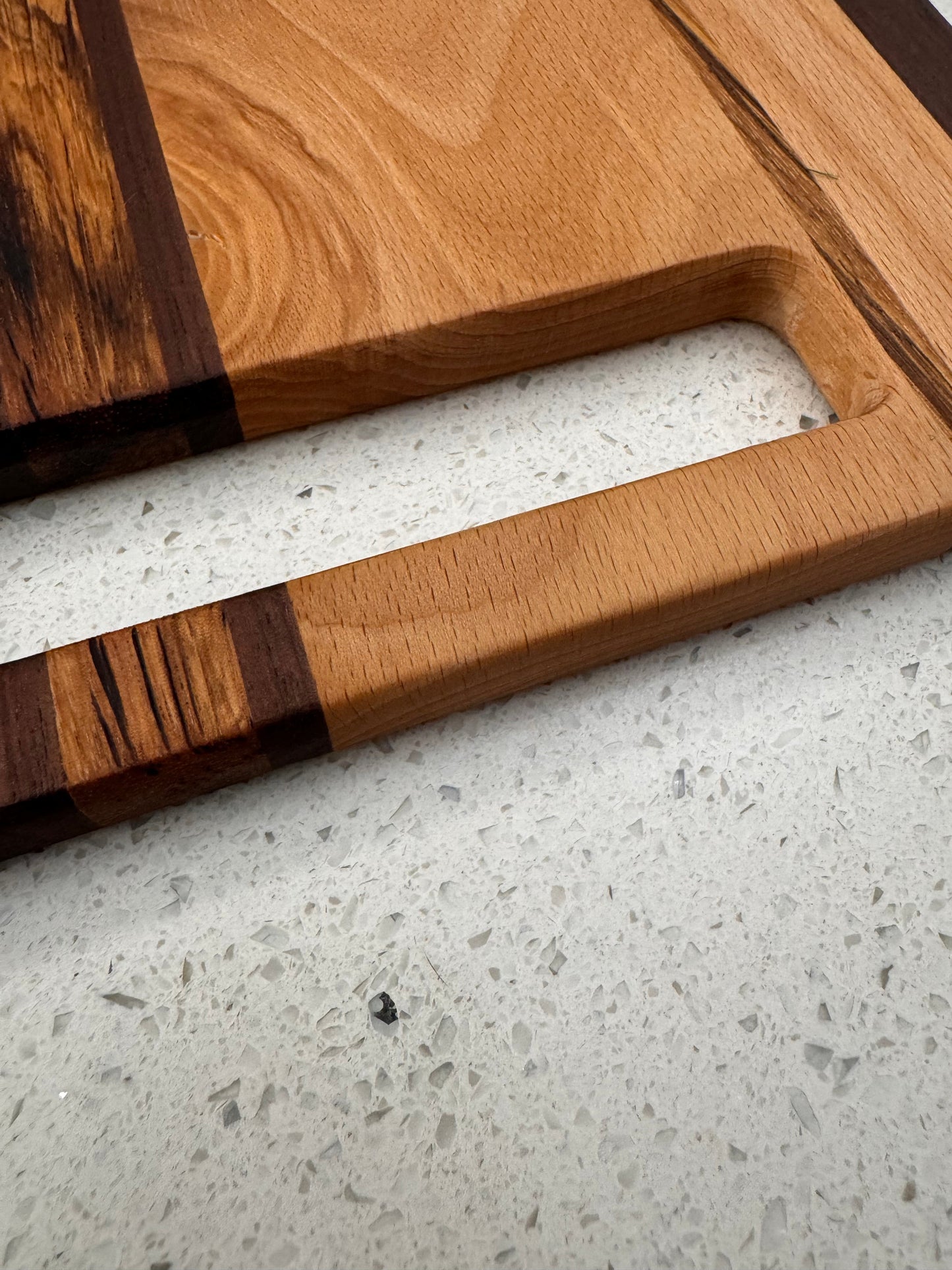 The "Screams cut bread on me please" Cutting Board